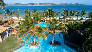 Vila Azul is an exclusive new development located within the San Martinho Beach Club Resort Vila Azul is an exclusive new development located within the San Martinho Beach Club Resort